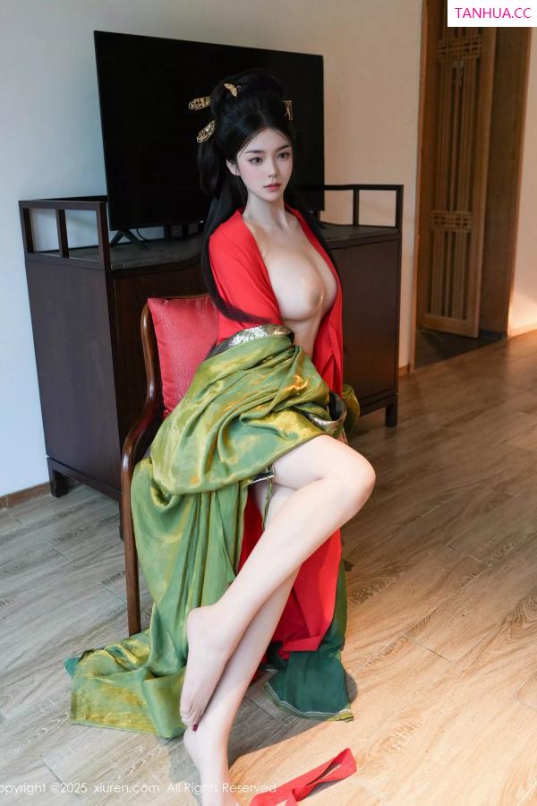   [XiuRen]高清写真图 2025.04.09 No.10126 雪糕CiCi 性感古风第35张图片